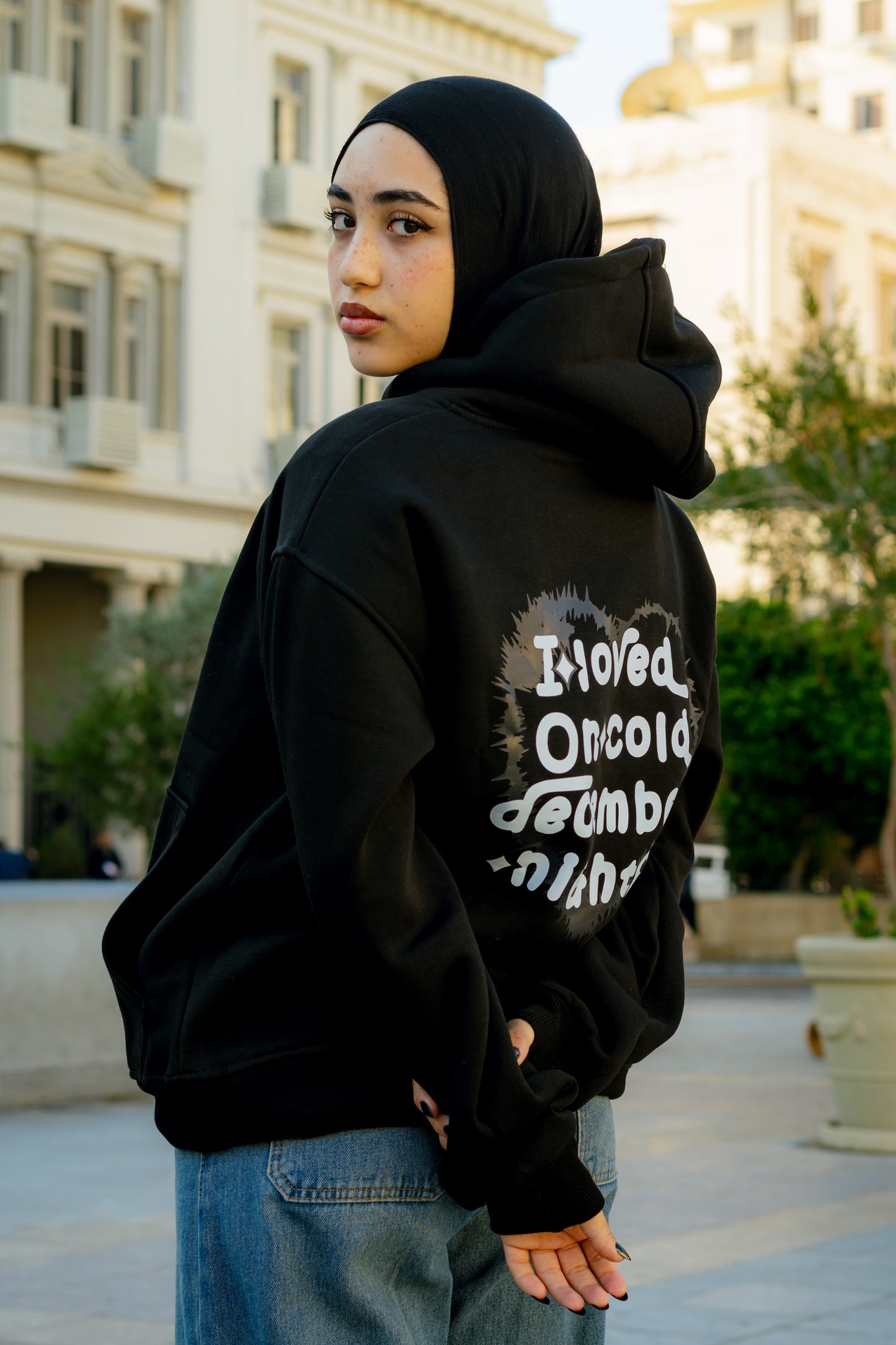 December Nights Hoodie Black